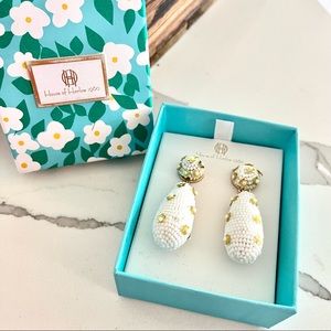 NWT House of Harlow 1960 Daisy Earrings